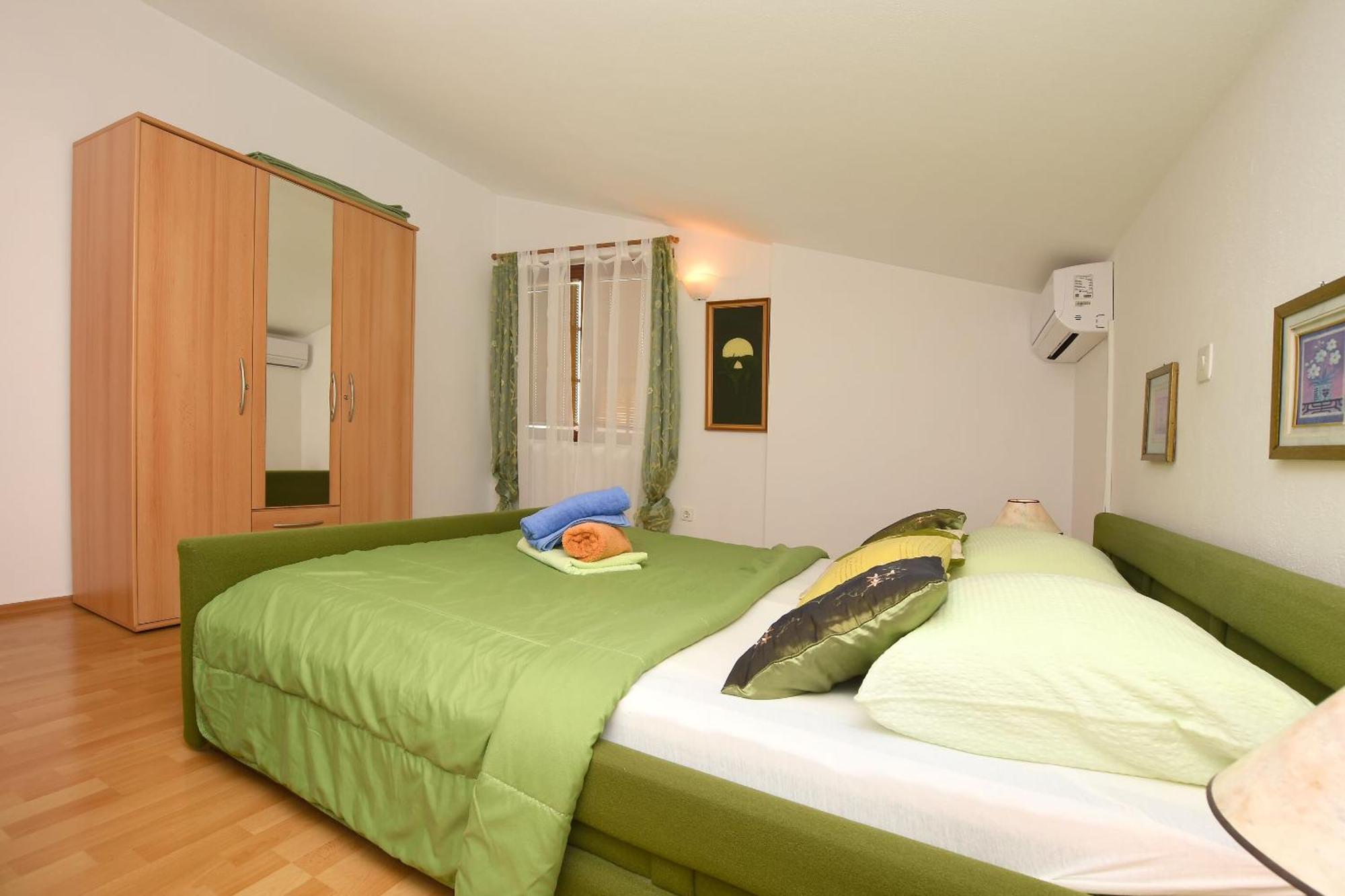 Apartment And Rooms Artina 沃迪切 外观 照片